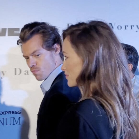 Le dernier incident en date est survenu à Cardiff, le samedi 8 juillet 2023.
Harry Styles et Olivia Wilde.