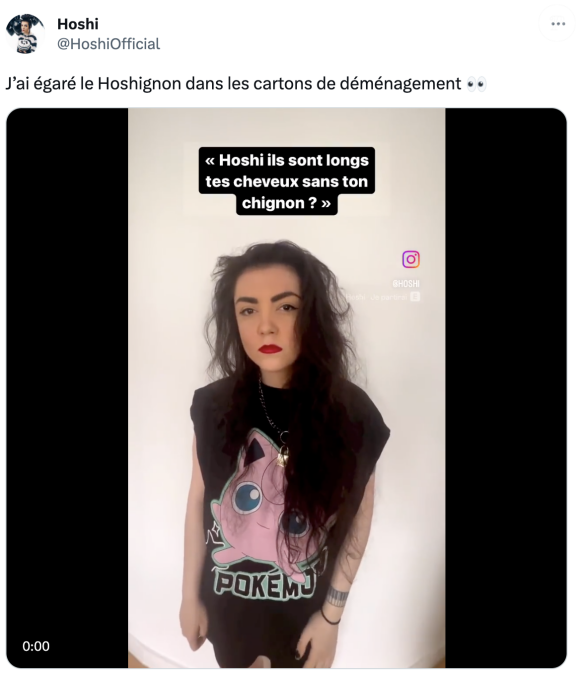 L'artiste fait alors un mouvement de tête qui montre à quel point sa chevelure est splendide. "J'ai égaré le Hoshignon dans les cartons de déménagement", confie-t-elle.
