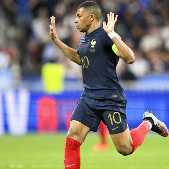 Un gros coup dur pour Kylian Mbappé qui doit donner une réponse définitive au PSG. 
MBAPPE Kylian (FRA) - Match de qualifications de l'Euro2024 "France - Grèce (1-0)" au stade de France, le 19 juin 2023. 