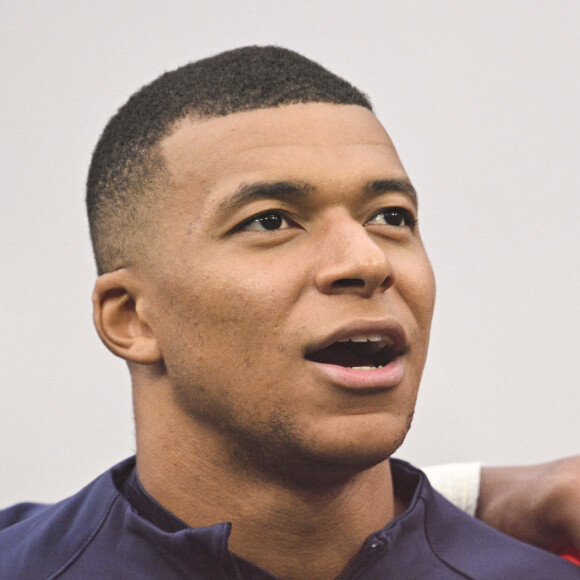 Mais un ancien cadre du PSG a un avis bien tranché sur la question. 
MBAPPE Kylian (FRA) - Match de qualifications de l'Euro2024 "France - Grèce (1-0)" au stade de France, le 19 juin 2023. 
