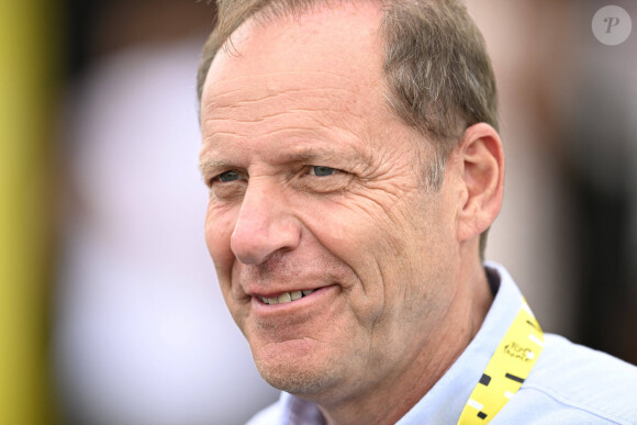 Le directeur du Tour de France est un homme très discret sur sa vie privée
Christian Prudhomme - Etape 4 de la 110ème édition du Tour de France 2023 entre Dax et Nogaro, France, le 4 juillet 2023. © PhotoNews/Panoramic/Bestimage