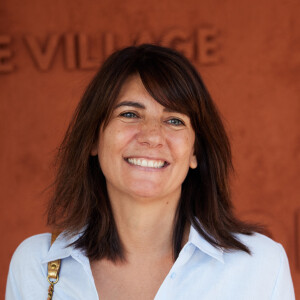 Un moment cinq étoiles que l'animatrice n'a évidemment pas passé seule.
Estelle Denis au village lors des Internationaux de France de tennis de Roland Garros 2023, à Paris, France, le 4 juin 2023. © Cyril Moreau/Bestimage