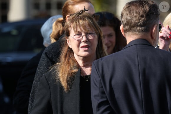 Jane Birkin - Obsèques de la chanteuse Régine au Crematorium du cimetière du Père-Lachaise à Paris. Le 9 mai 2022 © Jacovides-Moreau / Bestimage