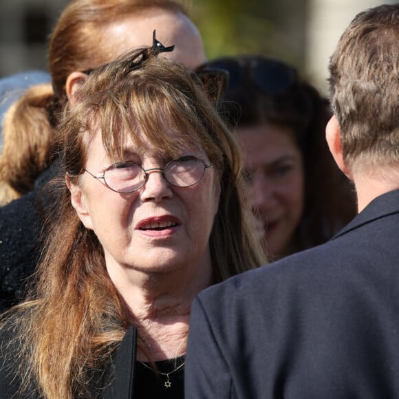 Jane Birkin - Obsèques de la chanteuse Régine au Crematorium du cimetière du Père-Lachaise à Paris. Le 9 mai 2022 © Jacovides-Moreau / Bestimage