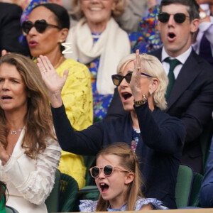 Kate Middleton, le prince George et la princesse Charlotte de Galles - Kate Middleton, le prince William, le prince George et la princesse Charlotte de Galles ont assisté à la finale du tournoi de Wimbledon, remportée par Carlos Alcaraz face à Novak Djokovic. Londres, 16 juillet 2023.