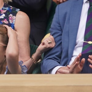 George et Charlotte de Galles - Kate Middleton, le prince William, le prince George et la princesse Charlotte de Galles ont assisté à la finale du tournoi de Wimbledon, remportée par Carlos Alcaraz face à Novak Djokovic. Londres, 16 juillet 2023.