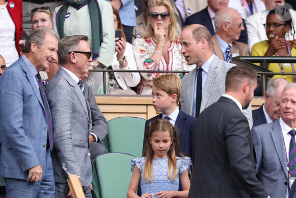 Le prince William, son fils George et sa fille Charlotte de Galles, Daniel Craig - Kate Middleton, le prince William, le prince George et la princesse Charlotte de Galles ont assisté à la finale du tournoi de Wimbledon, remportée par Carlos Alcaraz face à Novak Djokovic. Londres, 16 juillet 2023.