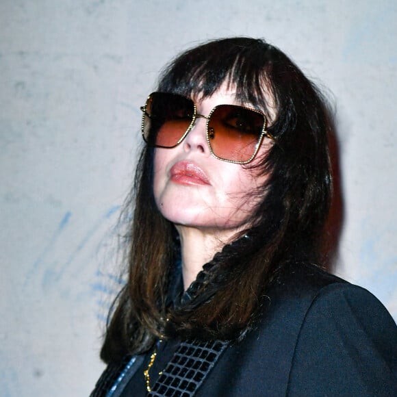 Isabelle Adjani - Front Row du défilé Lanvin Collection Femme Prêt-à-porter Printemps/Eté 2023 lors de la Fashion Week de Paris (PFW), France, le 3 octobre 2022. © Veeren-Clovis/Bestimage 