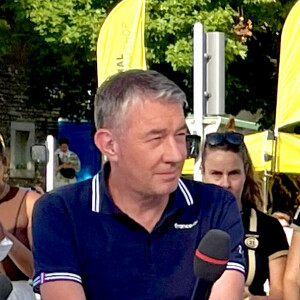 Chaque année, il commente le Tour de France aux côtés de Marion Rousse et Laurent Jalabert
 
Alexandre Pasteur, Laurent Luyat, Marion Rousse, Brice Petit (Koh-Lanta) - Laurent Luyat a reçu de nombreux invités sur le plateau de Vélo Club lors de la 18ème étape du Tour de France 2023 à Bourg-en-Bresse le 20 juillet 2023. © Fabien Faure/Bestimage