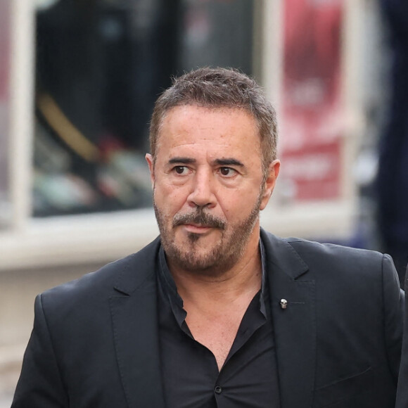 José Garcia et sa compagne Camille - Obsèques de Jane Birkin en l'église Saint-Roch à Paris. Le 24 juillet 2023. © Jacovides-KD Niko / Bestimage
