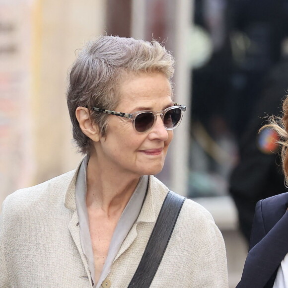Charlotte Rampling - Obsèques de Jane Birkin en l'église Saint-Roch à Paris. Le 24 juillet 2023. © Jacovides-KD Niko / Bestimage