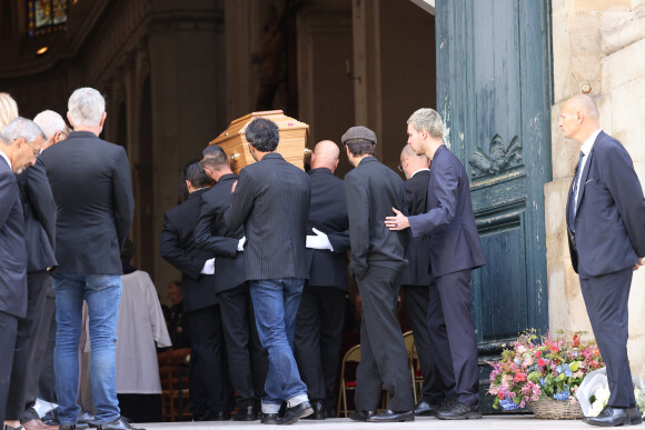 Ben Attal, Marlowe (fils de Lou Doillon), Roman de Kermadec (fils de Kate Barry) - Obsèques de Jane Birkin en l'église Saint-Roch à Paris. Le 24 juillet 2023 © Jacovides-KD Niko / Bestimage