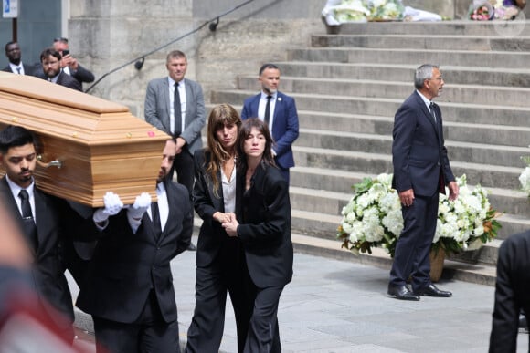 - Sorties des célébrités aux obsèques de Jane Birkin en l'église Saint-Roch à Paris. Le 24 juillet 2023 © Jacovides-KD Niko / Bestimage 