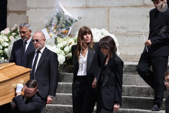 - Sorties des célébrités aux obsèques de Jane Birkin en l'église Saint-Roch à Paris. Le 24 juillet 2023 © Jacovides-KD Niko / Bestimage  Funerals of the french singer Jane Birkin at Saint-Roch's church in Paris. On July 24th 2023