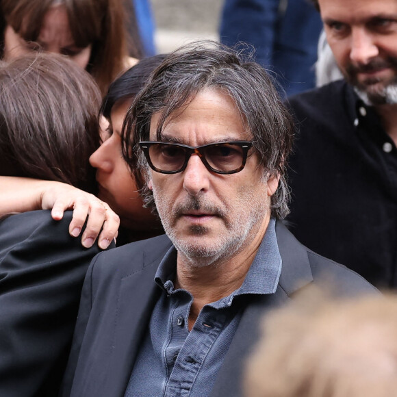 Yvan Attal - Sorties des célébrités aux obsèques de Jane Birkin en l'église Saint-Roch à Paris. Le 24 juillet 2023 © Jacovides-KD Niko / Bestimage  Funerals of the french singer Jane Birkin at Saint-Roch's church in Paris. On July 24th 2023 
