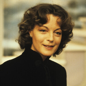 L'occasion de revenir sur leur romance.
Romy Schneider sur un plateau de télévision. Le 4 février 1980