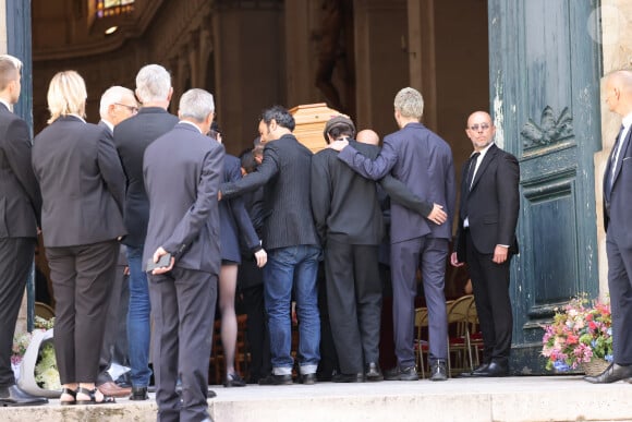 Roman de Kermadec (fils de Kate Barry), Ben Attal, Marlowe (fils de Lou Doillon) - Arrivées des célébrités aux obsèques de Jane Birkin en l'église Saint-Roch à Paris. Le 24 juillet 2023 © Jacovides-KD Niko / Bestimage 