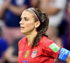 Alors qu'elle va disputer cette troisième journée de la compétition face au Portugal avec les USA, Alex Morgan avait 25 ans quand elle a dit oui à celui qui partage sa vie.
Alex Morgan (etats unis) - Demi-finale de la Coupe du Monde Féminine de football opposant les Etats-Unis à l'Angleterre à Lyon le 2 juillet 2019. Frédéric Chambert/Panoramic/Bestimage