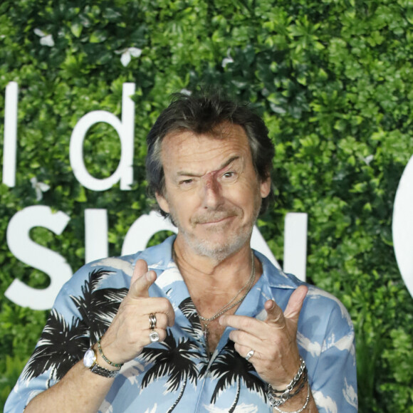 Jean-Luc Reichmann au photocall de la série "Leo Mattei, Brigade des mineurs" lors du 62ème Festival de Télévision de Monte-Carlo, à Monaco, le 19 juin 2023. © Denis Guignebourg/BestImage