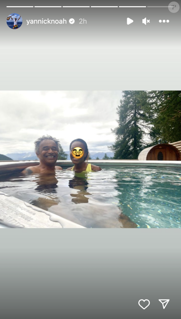 Sur l'image, on le découvre en pleine baignade au côté d'une brunette dont il a l'air très proche mais dont le visage a été caché par un emoji.
Yannick Noah s'affiche en charmante compagnie sur Instagram.