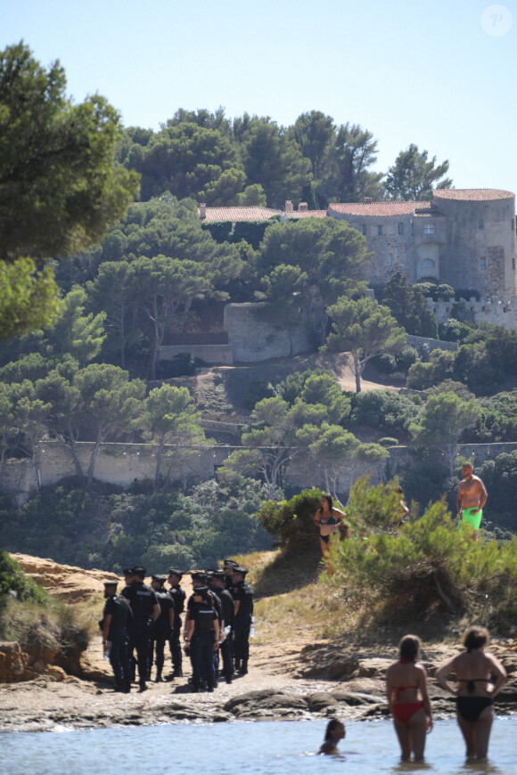 Illustration - Le président français accueille la chancelière allemande au Fort de Brégançon, à Bormes-les-Mimosas, dans le sud-est de la France, le 20 août 2020. - Le président français a rencontré la chancelière allemande pour tenter de renforcer la compréhension franco-allemande sur les nombreux enjeux européens et internationaux. © Luc Boutria / Nice Matin / Bestimage