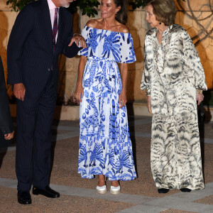 La reine Letizia d'Espagne et Sophie de Grèce - Réception au palais de Marivent, à Palma de Majorque. Le 3 août 2023.