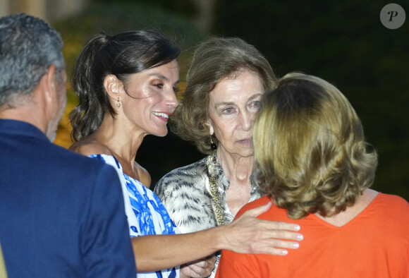 La reine Letizia d'Espagne et Sophie de Grèce - Réception au palais de Marivent, à Palma de Majorque. Le 3 août 2023.