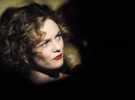 Regardez, 18 ans après, Vanessa Paradis se laisse à nouveau diriger pour Chanel... Divin !