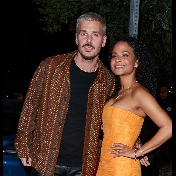 Car avec sa femme Christina Milian, il a accueilli deux garçons, Isaiah, 3 ans et Kenna, 2 ans.
Exclusif - Christina Milian et son mari M. Pokora (Matt Pokora) à la sortie du restaurant Catch Steak House à West Hollywood, Los Angeles, Californie, Etats-Unis, le 6 janvier 2023. Christina est avec un à emporter.