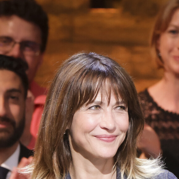 Sophie Marceau, par exemple, entretient son amour absolu pour notre beau pays, la France, en ce mois d'août 2023.
Exclusif - Sophie Marceau - Enregistrement de l'émission "Le grand échiquier : Francophonie". © Jack Tribeca / Bestimage