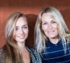 Estelle Lefébure est également la maman de deux filles, Emma Smet...
Estelle Lefebure et sa fille Emma Smet - People au village des Internationaux de Tennis de Roland Garros à Paris, le 6 juin 2018. © Cyril Moreau/Bestimage 