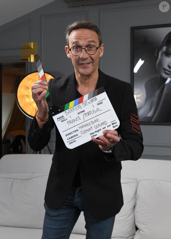 Julien Courbet - Personnalités à la soirée "Football Palace" à l'Hôtel Barrière Le Fouquet's Paris pour BarrièreBet. Le 23 juin 2021 © Coadic Guirec / Bestimage