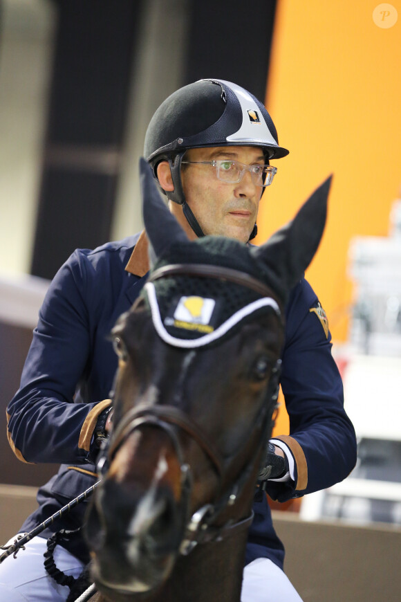 Exclusif - Julien Courbet lors du Jumping International de Bordeaux 2016 à Bordeaux, le 5 février 2016. © Quentin Salinier - Thibaud Moritz/Bestimage 