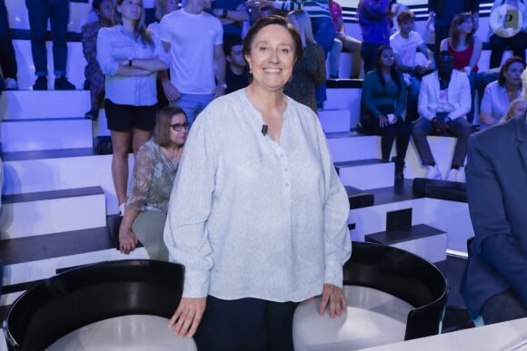 Exclusif - Danielle Moreau - Sur le plateau de l'émission TPMP (Touche Pas à Mon Poste) présentée en direct par C.Hanouna et diffusée sur C8 à Paris le 6 juin 2022. © Jack Tribeca / Bestimage