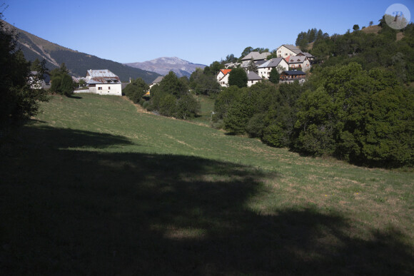 Le village du Haut-Vernet (Alpes-de-Haute-Provence) où séjournait le petit Émile avant sa disparition soudaine. © Thibaut Durand/ABACAPRESS.COM