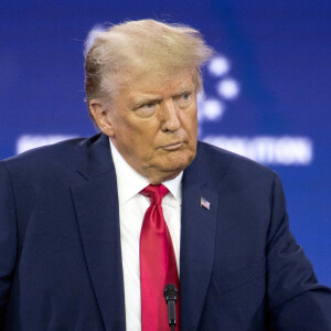 Un passage qui n'a duré que 20 minutes avant qu'il ne paie la caution.
Donald Trump fait un discours pour une conférence d'activistes chrétiens et de consrvateurs. Juin 2023, Washington District. © Brian Cahn/ZUMA Press Wire)