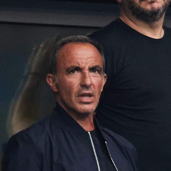 Nikos Aliagas - Célébrités dans les tribunes du match de football entre la France et la Grèce au Stade de France dans le cadre des éliminatoires pour l'Euro 2024, le 19 juin 2023. © Cyril Moreau/Bestimage