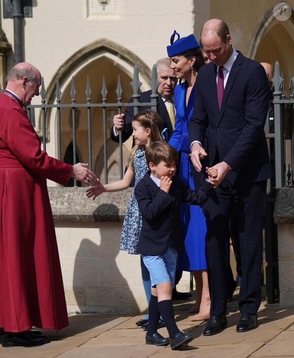 Catherine (Kate) Middleton, princesse de Galles, La princesse Charlotte de Galles, Le prince William, prince de Galles, Le prince Louis de Galles, Le prince Andrew, duc d'York - La famille royale du Royaume Uni arrive à la chapelle Saint George pour la messe de Pâques au château de Windsor le 9 avril 2023. 