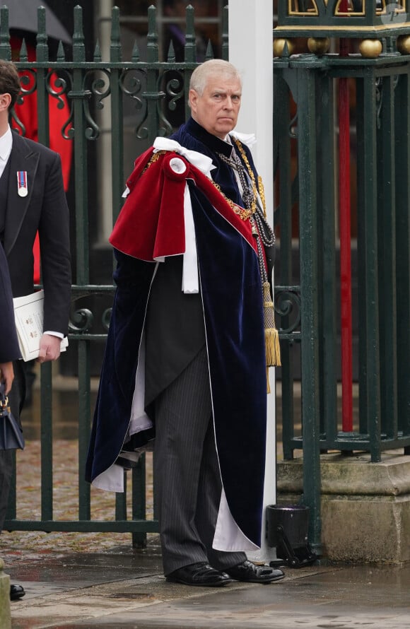 Le prince Andrew, duc d'York - Sortie de la cérémonie de couronnement du roi d'Angleterre à l'abbaye de Westminster de Londres, Royaume Uni, le 6 mai 2023. 