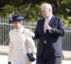 Et le prince Andrew était plutôt esseulé.
La princesse Anne, Le prince Andrew, duc d'York - La famille royale du Royaume Uni va assister à la messe de Pâques à la chapelle Saint Georges au château de Windsor, le 9 avril 2023. 