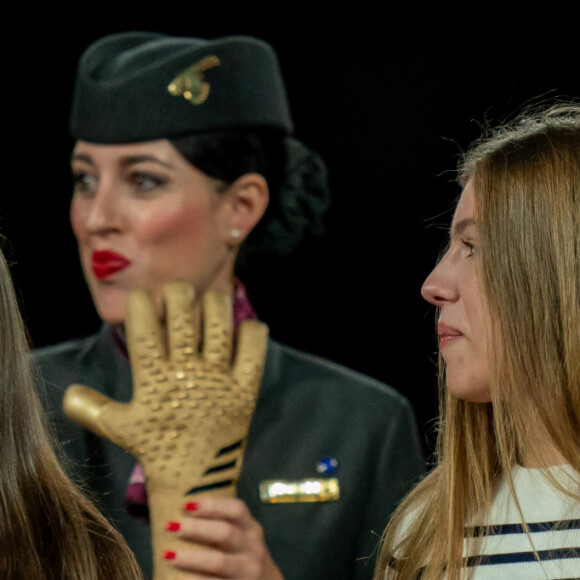 La reine Letizia d'Espagne et l'infante Sofia d'Espagne assistent à la victoire de l'équipe espagnole face à l'Angleterre (1 - 0) lors de la Coupe du monde féminine de football (FIFA) à Sydney, le 20 août 2023. 