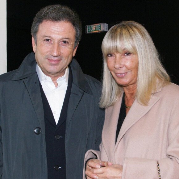 Michel Drucker est auparavant resté en observation à l'hôpital européen Georges-Pompidou de Paris.
Michel Drucker et sa femme Dany Saval au Vernissage de l'exposition de Philippe Gelluck - Le chat expose aux Beaux Arts !