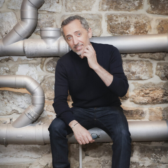 Exclusif - Rendez-vous avec Gad Elmaleh dans les backstage des Comedy Club à Paris. Le 23 avril 2023 © Jack Tribeca / Bestimage 