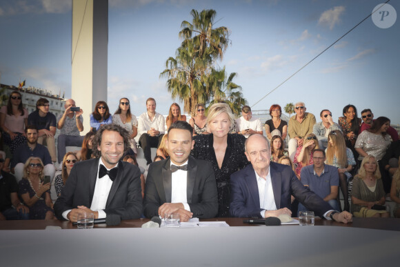 Exclusif - Bertrand Chameroy, Mohamed Bouhafsi, Pierre Lescure, Anne-Elisabeth Lemoine - Emission "C à vous" lors du 76ème Festival International du Film de Cannes le 26 mai 2023. © Jack Tribeca/Bestimage