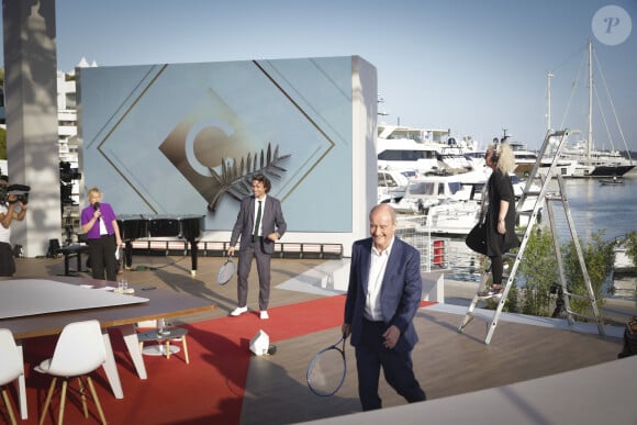 Exclusif - Anne-Elisabeth Lemoine, Bertrand Chameroy, Pierre Lescure - Emission "C à vous" lors du 76ème Festival International du Film de Cannes le 25 mai 2023. © Jack Tribeca / Bestimage 