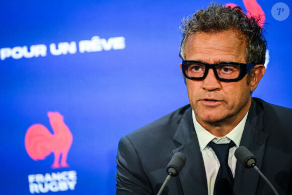 Fabien Galthié lors de la conférence de presse de proclamation de la liste des joueurs retenus pour la Coupe du monde de rugby 2023 au siège de TF1 à Boulogne-Billancourt, France, le 21 août 202. © Matthieu Mirville/ZUMA Press/Bestimage