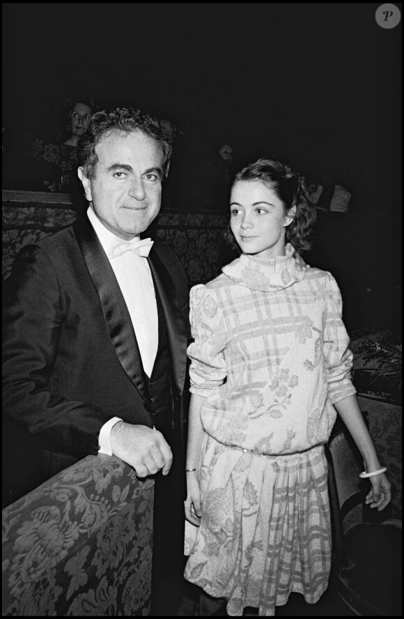 Guy Béart avec sa fille Emmanuelle à l'opéra (archive)