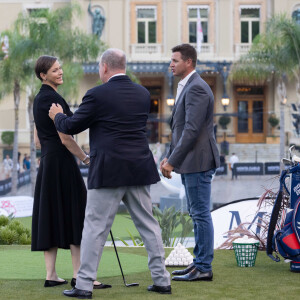 En 2019, l'évènement avait récolté plus de 330 000 € pour la Fondation Princesse Charlène de Monaco.
La princesse Charlene de Monaco, le prince Albert II - 19e trou de golf de la Princess of Monaco Cup 2023 dans les Jardins des Boulingrins à Monaco, le 6 septembre 2023. © Olivier Huitel / Pool / Bestimage