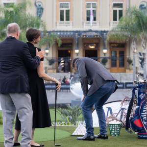 La princesse Charlene de Monaco, le prince Albert II - 19e trou de golf de la Princess of Monaco Cup 2023 dans les Jardins des Boulingrins à Monaco, le 6 septembre 2023. © Olivier Huitel / Pool / Bestimage