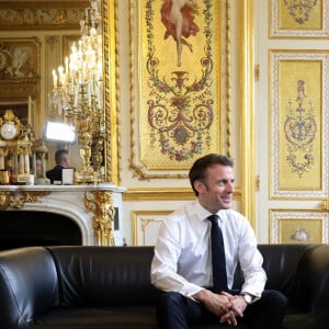 Vous vous en doutez, Elon Musk et Grimes ont une fois encore rivalisé d'originalité pour le choix du prénom...
Emmanuel Macron rencontre Elon Musk lors de la 6ème édition du sommet "Choose France" au Château de Versailles , près de Paris, France, le 15 mai 2023. © Eliot Blondet/Pool/Bestimage